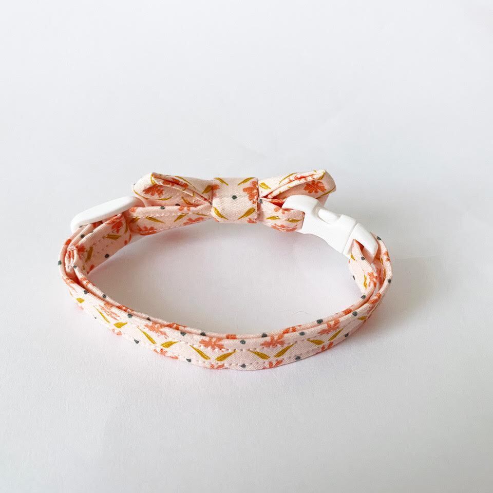 にゃんこ様用 蝶ネクタイ 花柄 ぴんく