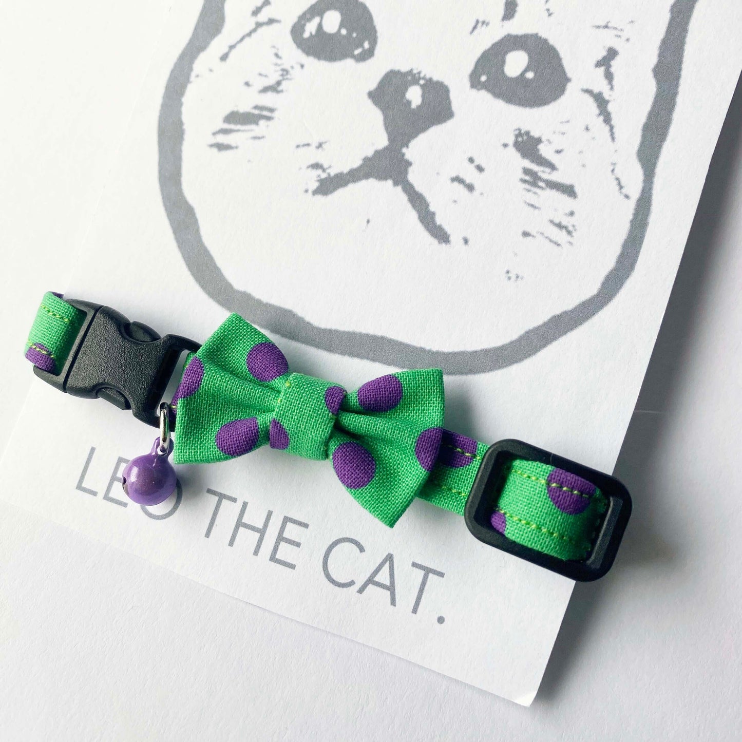にゃんこ様用 超リボンが小さい蝶ネクタイ カラフルドット グリーン