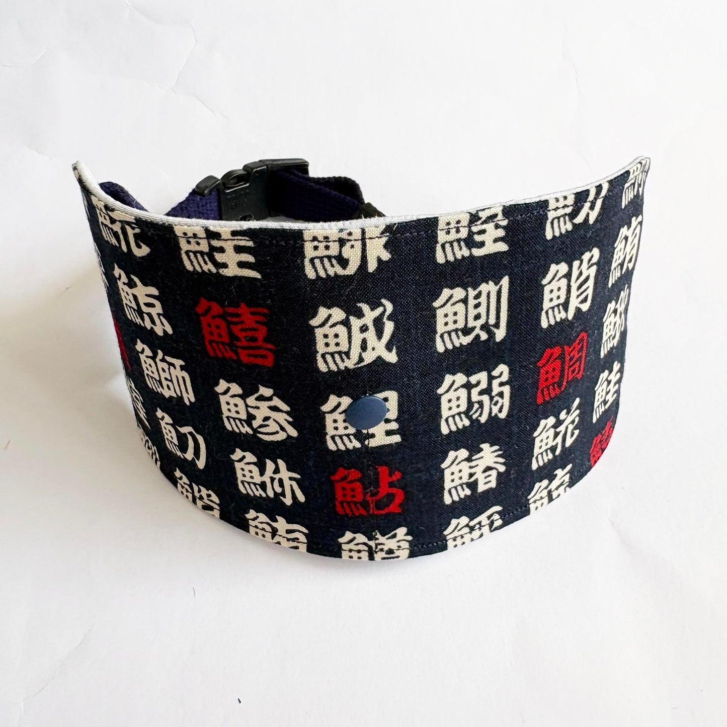 クールネック　Mサイズ　お魚漢字